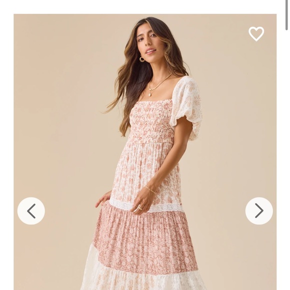 Elegant Lace Women's Dress - Picture 1 of 5